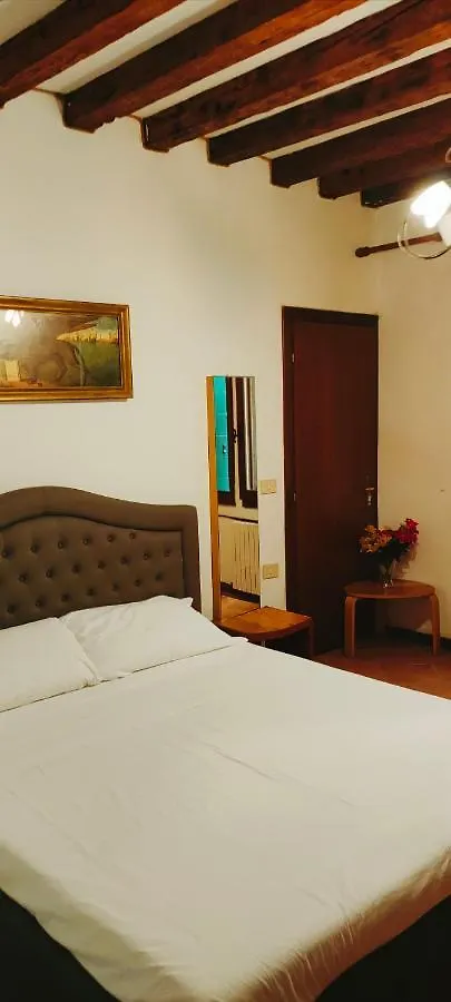 Pensión Woodhouse Venice San Marco Hotel